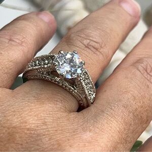 Elegant Silver Women's Ring